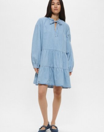 Платье H&M женщинам