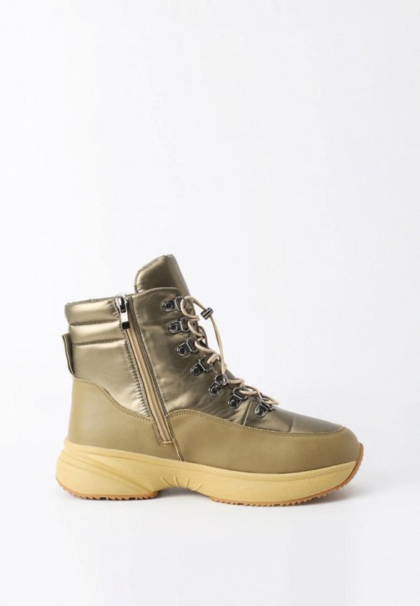 Ботинки Nominee