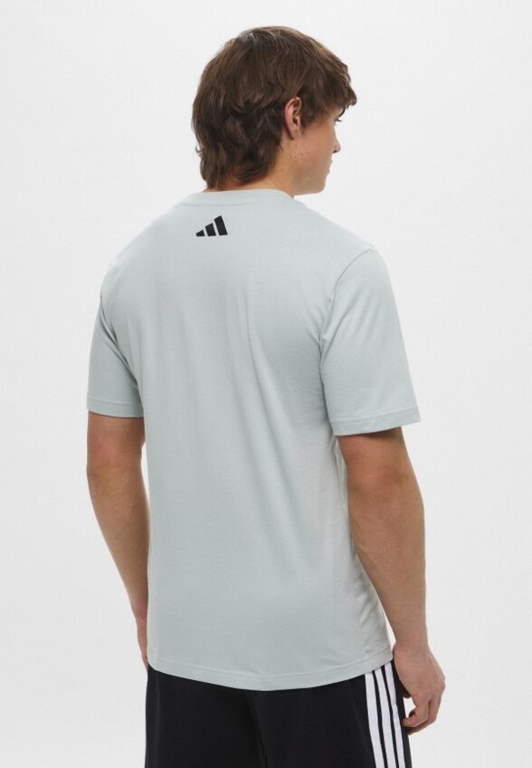 Футболка adidas