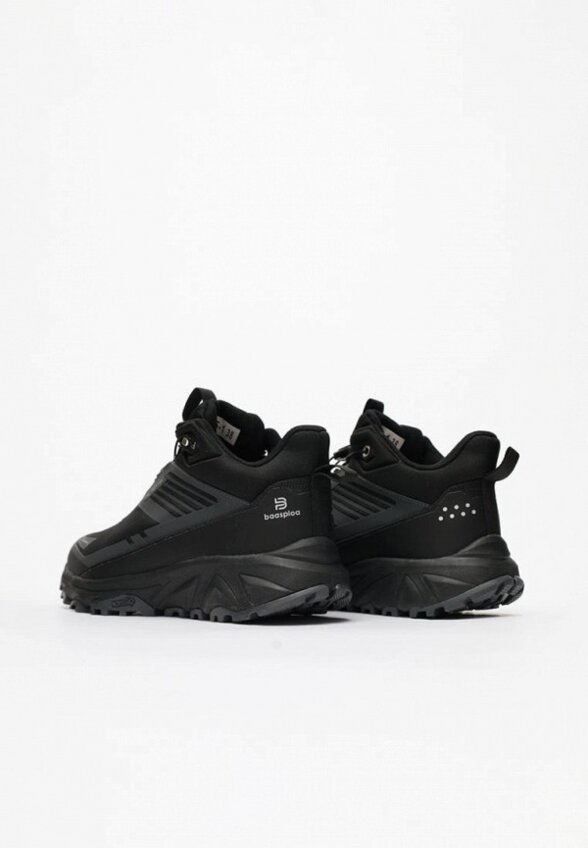Кроссовки Baasploa