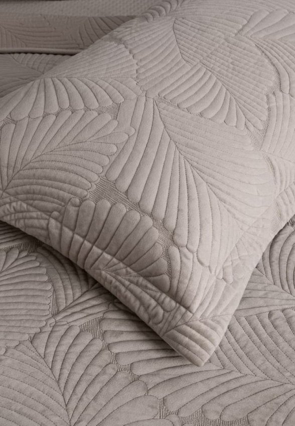 Комплект с покрывалом Sofi De Marko