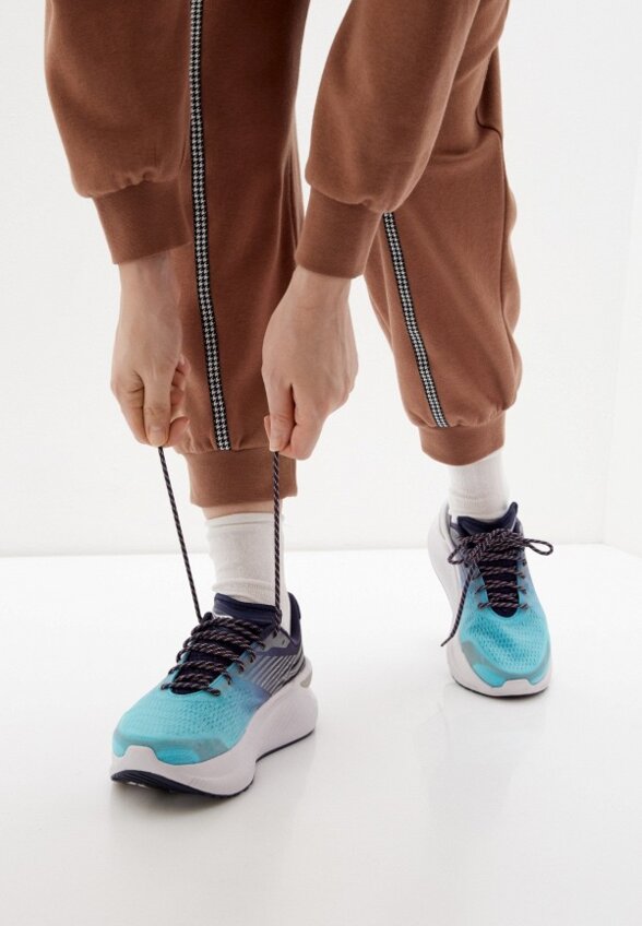 Кроссовки Saucony