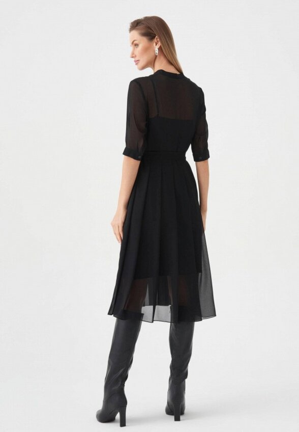 Платье Woomano