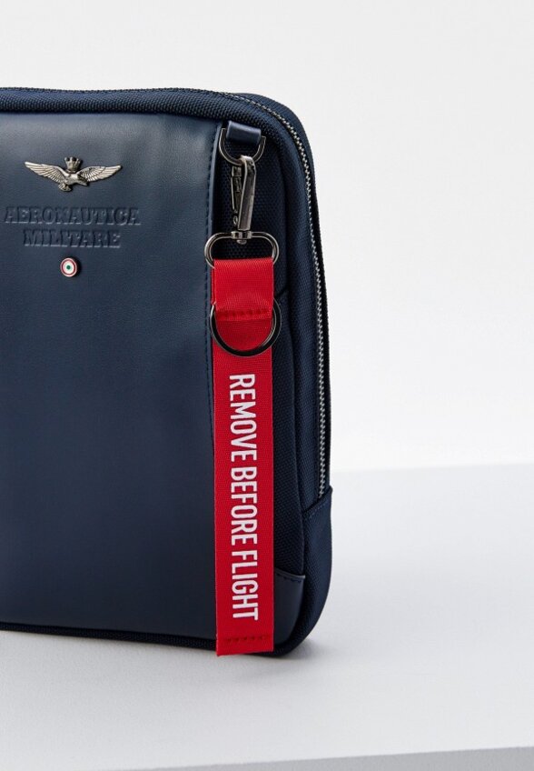Сумка и брелок Aeronautica Militare