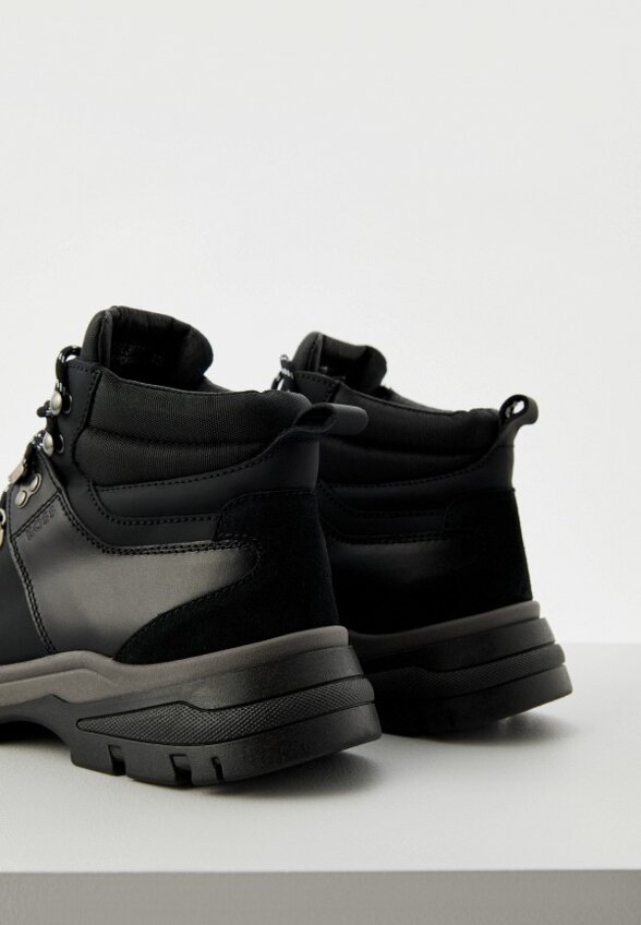 Кроссовки Boss