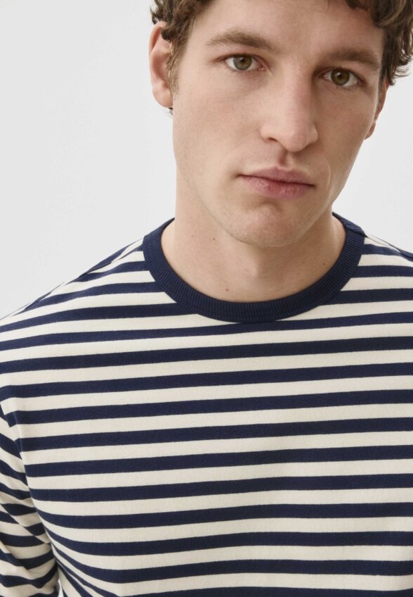 Лонгслив VICTOR REGULAR FIT