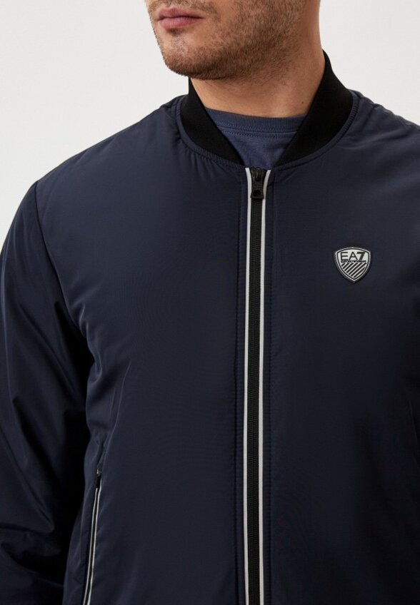 Куртка EA7