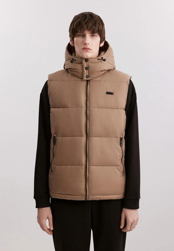 Жилет утепленный Baon