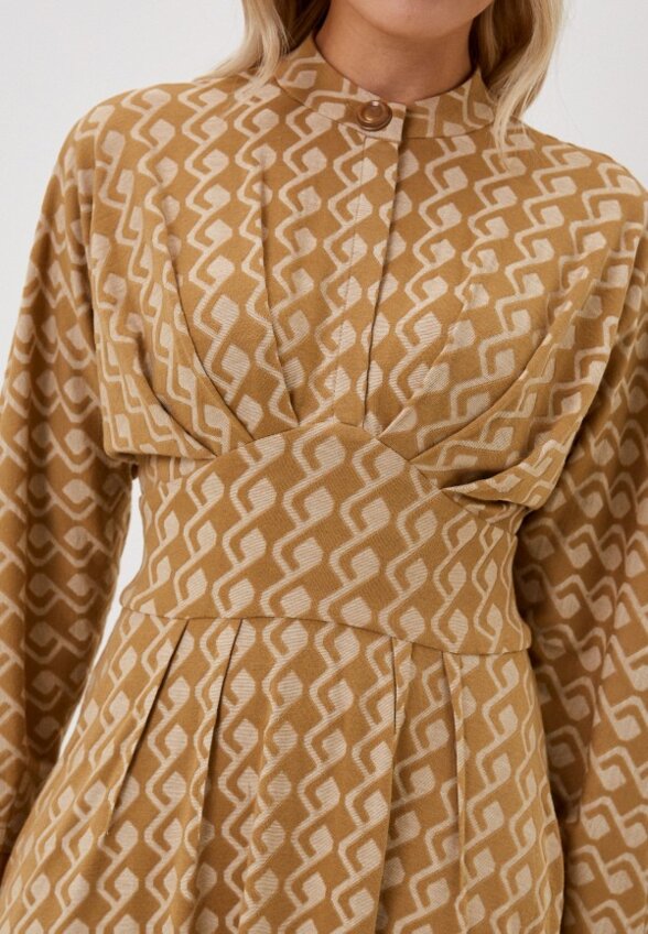 Платье MadaM T