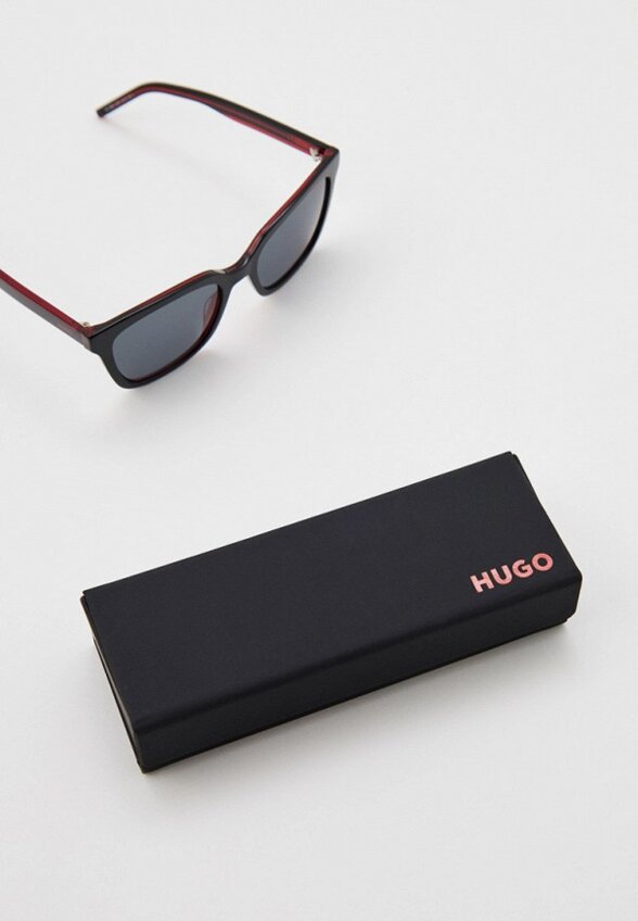 Очки солнцезащитные Hugo