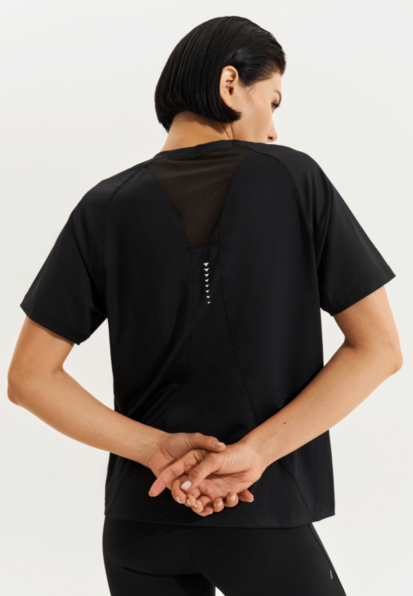 Футболка Neverlate