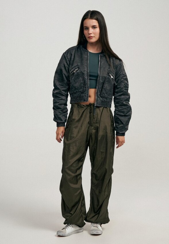 Бомбер Твое