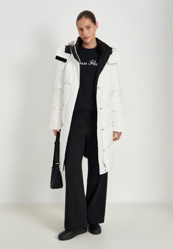 Пуховик Finn Flare