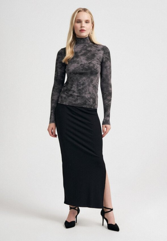 Водолазка Твое