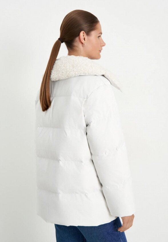 Пуховик Finn Flare