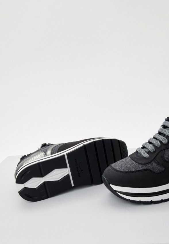 Кроссовки Voile Blanche