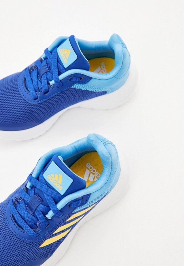 Кроссовки adidas