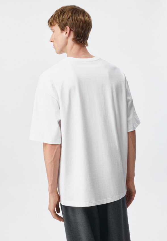Базовая футболка MAX OVERSIZE FIT