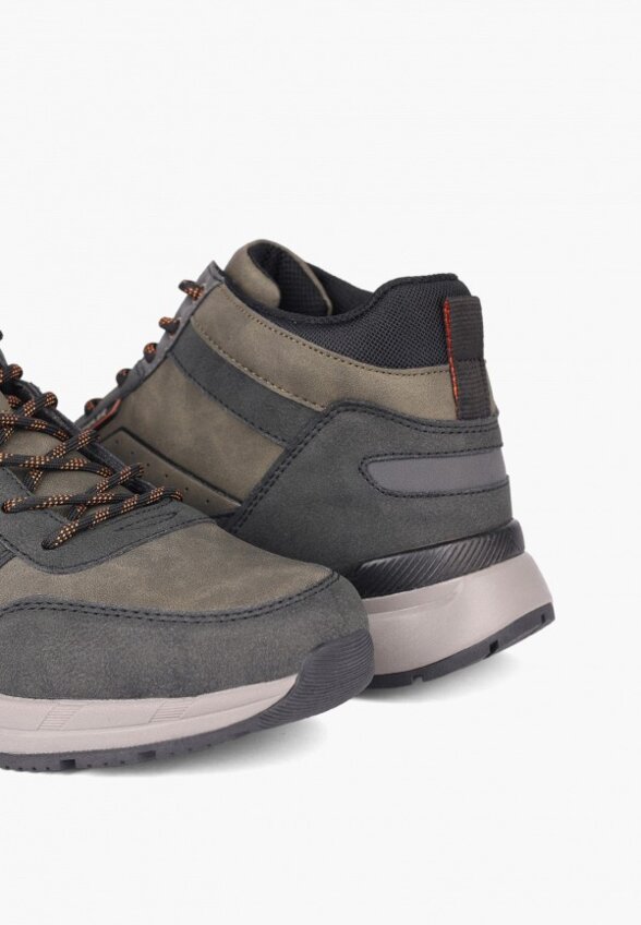 Кроссовки Pulse