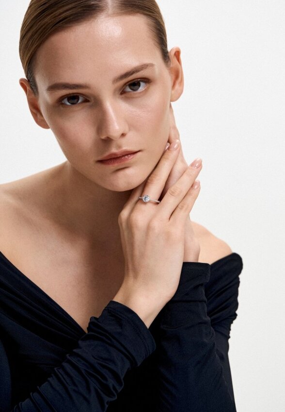 Кольцо Swarovski®