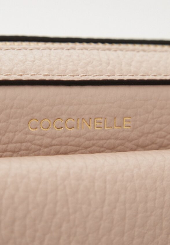 Сумка Coccinelle