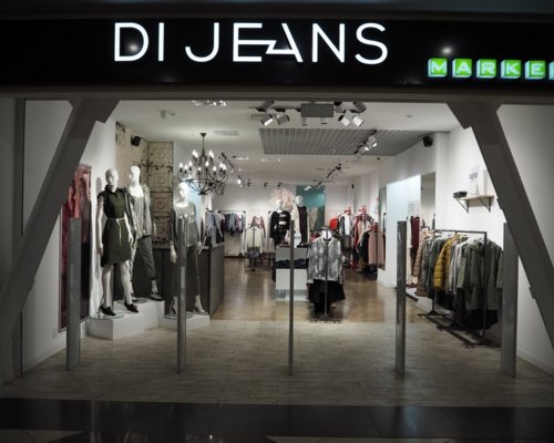 Jeans di sale