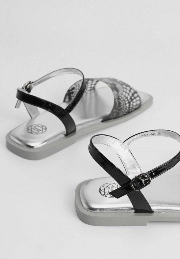 Сандалии Art des Spheres