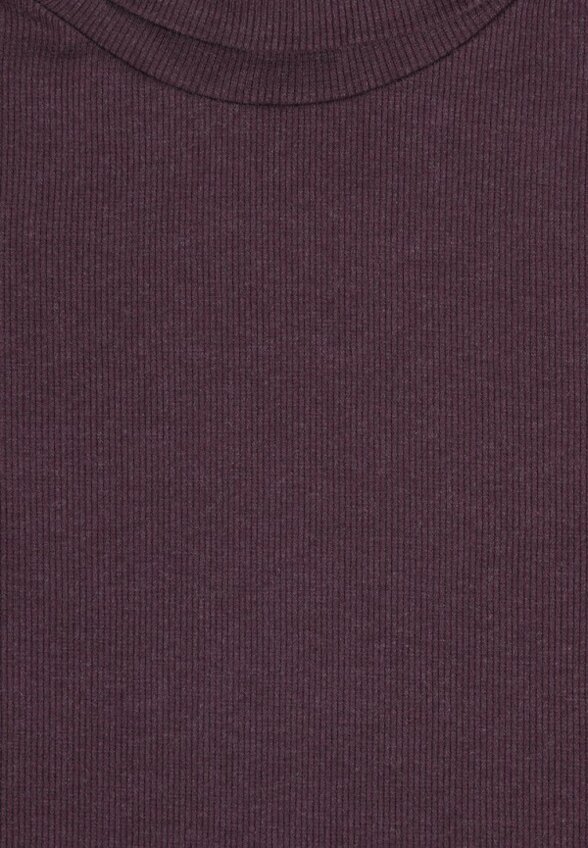 Водолазка Апрель