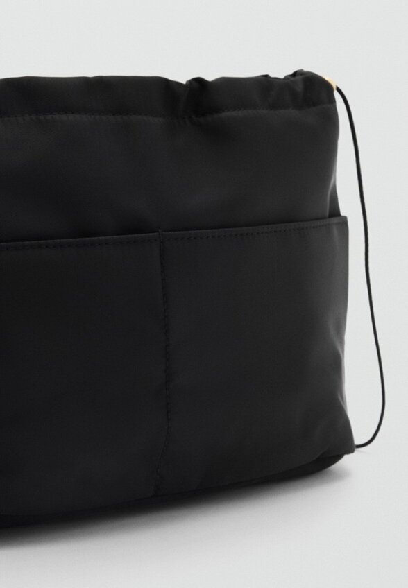 Косметичка Mango