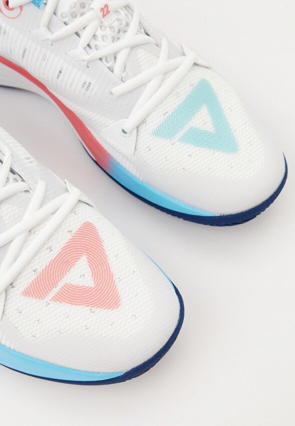 Кроссовки Peak