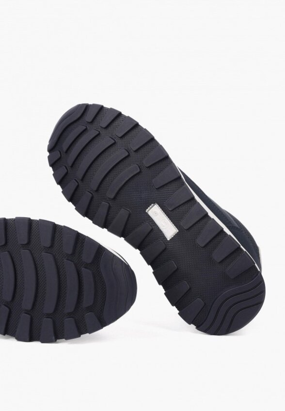 Кроссовки Instreet