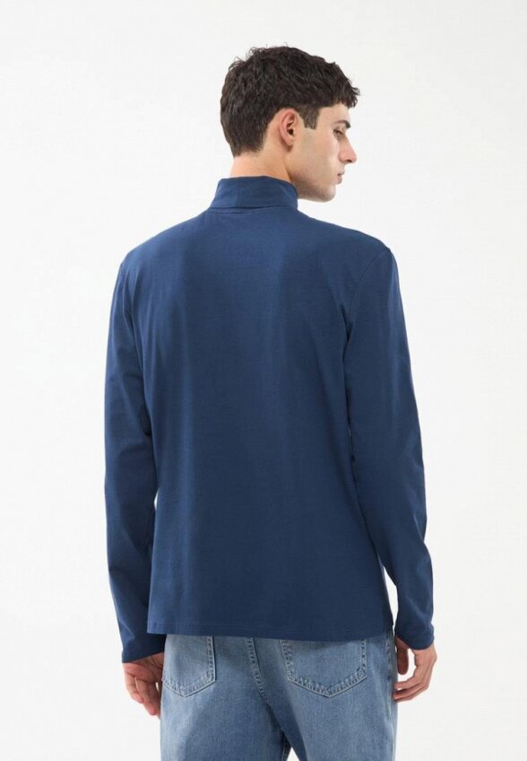 Водолазка Terranova