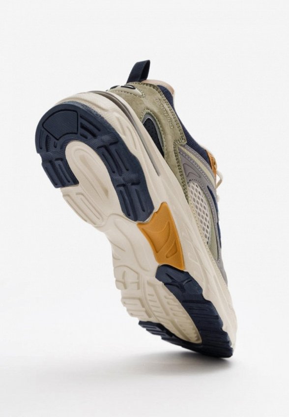 Кроссовки Baasploa