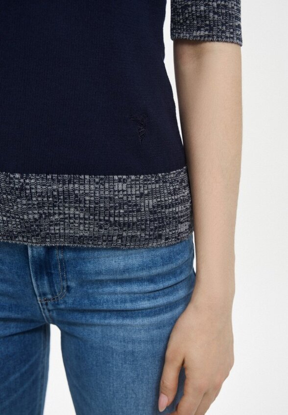 Джемпер Trussardi