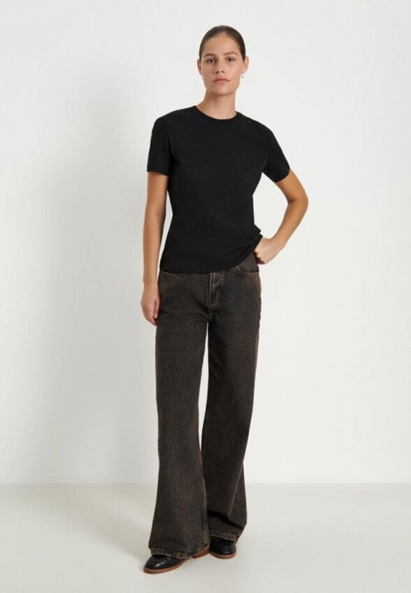 Футболка Finn Flare