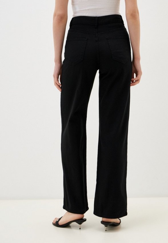 Джинсы Terranova