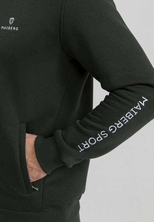Костюм спортивный Maiberg