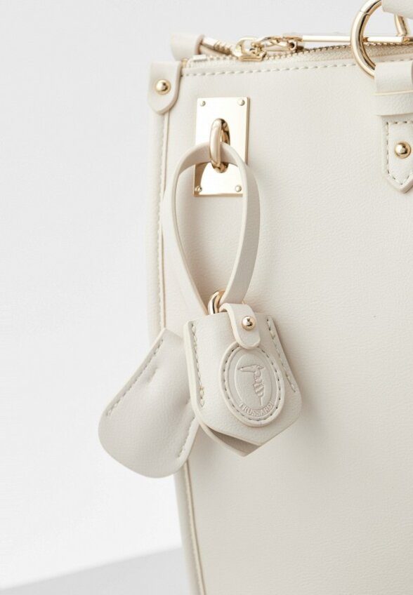 Сумка и брелок Trussardi