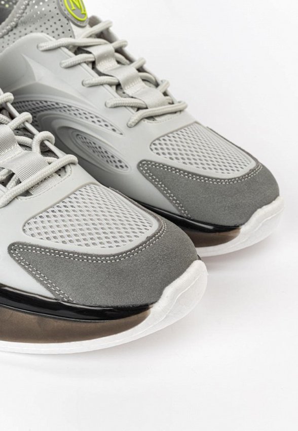 Кроссовки Niota Line