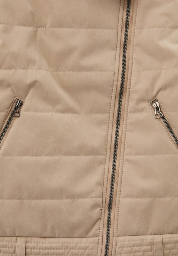 Жилет утепленный Nikastyle