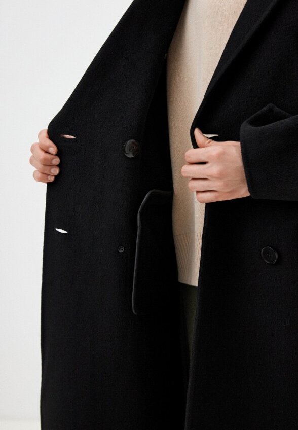 Пальто двубортное Belucci