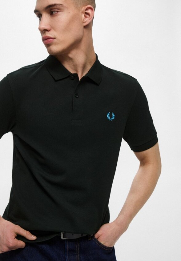 Поло Fred Perry