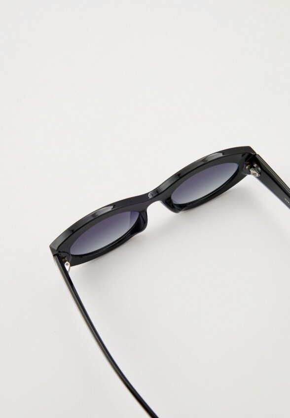 Очки солнцезащитные Vitacci