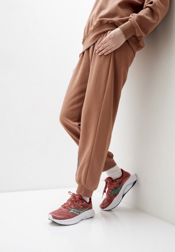 Кроссовки Saucony