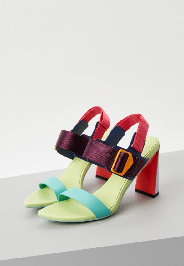 Босоножки United Nude