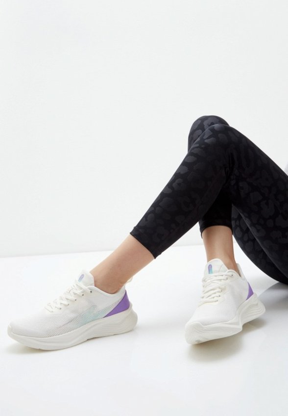 Кроссовки Erke