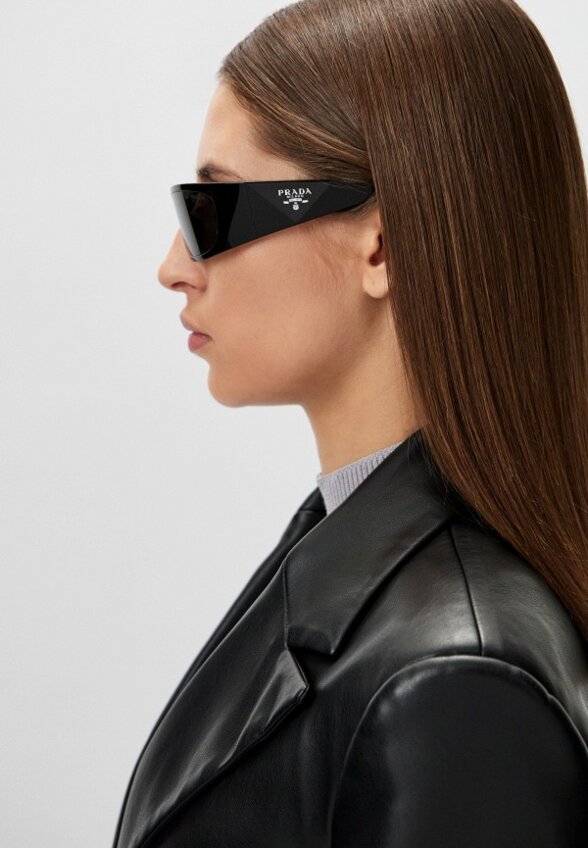 Очки солнцезащитные Prada