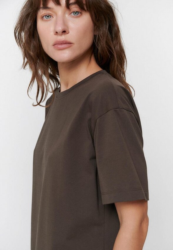 Футболка Daisyknit