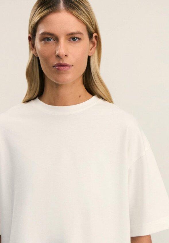 Футболка Zarina