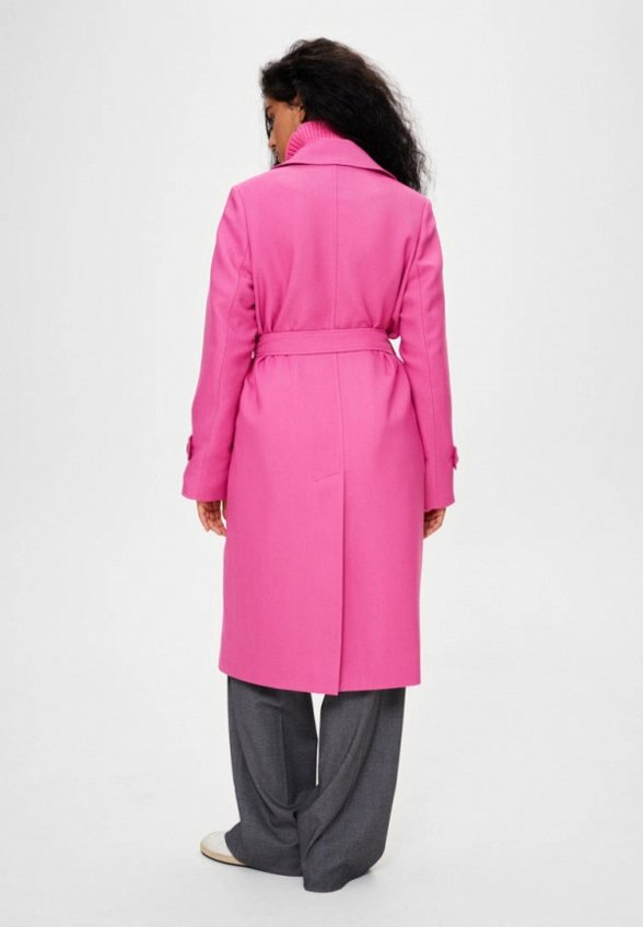 Пальто двубортное SashaOstrov